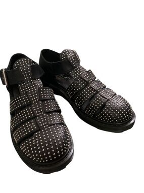 Cult British Style Studded Leather Fisherman Sandals